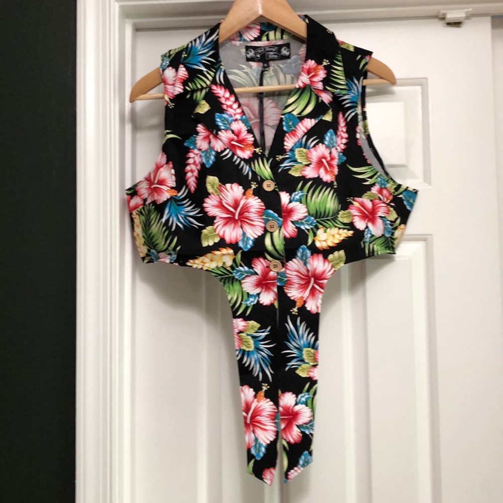 Hell Bunny Tropical Maui Tie Shirt Size XL